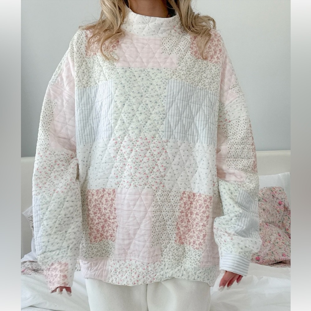 Floral Patchwork Quilted Mockneck Sweatshirt